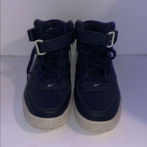 AF1 mid